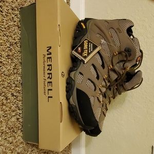Merrell Moab Mid Gore-Tex XCR